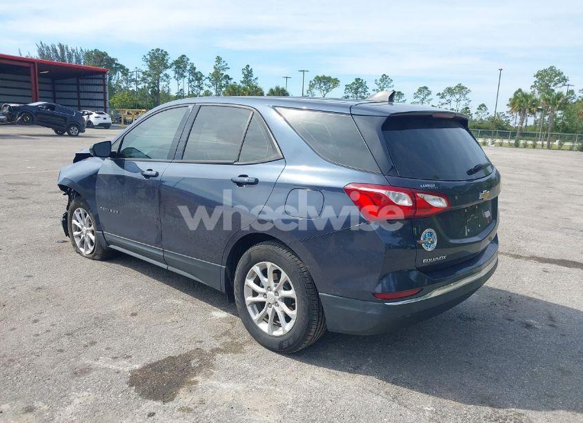 Photo 3 of 2018 Chevrolet Equinox LS (VIN 3GNAXHEVXJL102470)