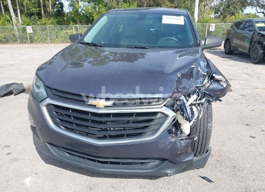 Photo 6 of 2018 Chevrolet Equinox LS (VIN 3GNAXHEVXJL102470)