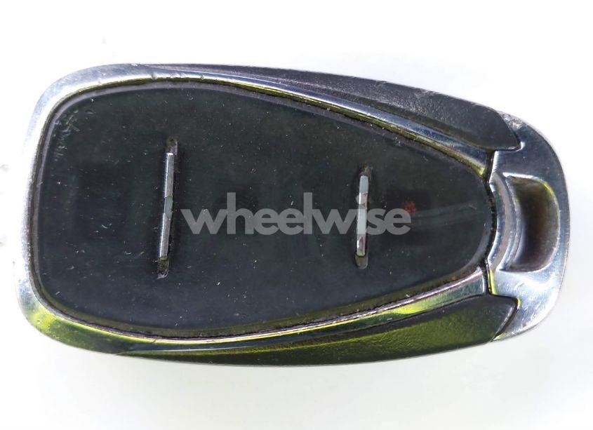 Photo 11 of 2018 Chevrolet Equinox LS (VIN 3GNAXHEVXJL394136)