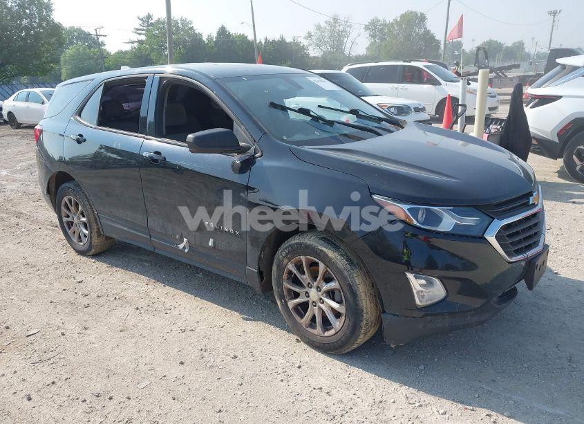 2019 Chevrolet Equinox LS (VIN 3GNAXHEVXKL280672) main photo