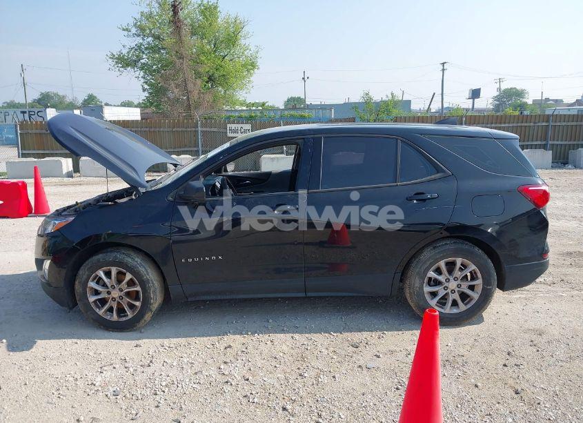 Photo 14 of 2019 Chevrolet Equinox LS (VIN 3GNAXHEVXKL280672)