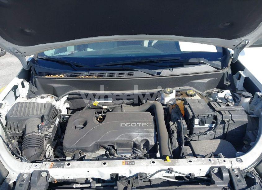 Photo 10 of 2019 Chevrolet Equinox LS (VIN 3GNAXHEVXKS506036)