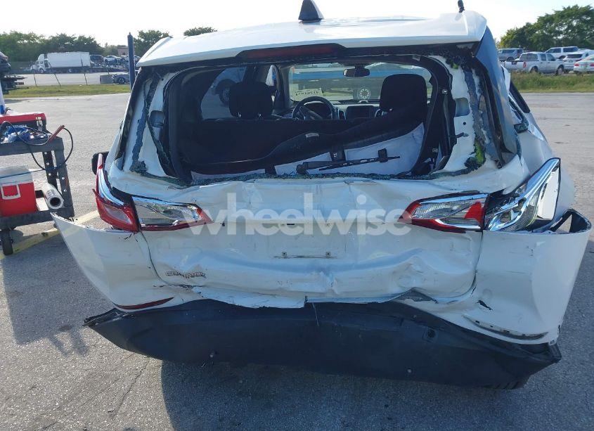 Photo 16 of 2019 Chevrolet Equinox LS (VIN 3GNAXHEVXKS506036)