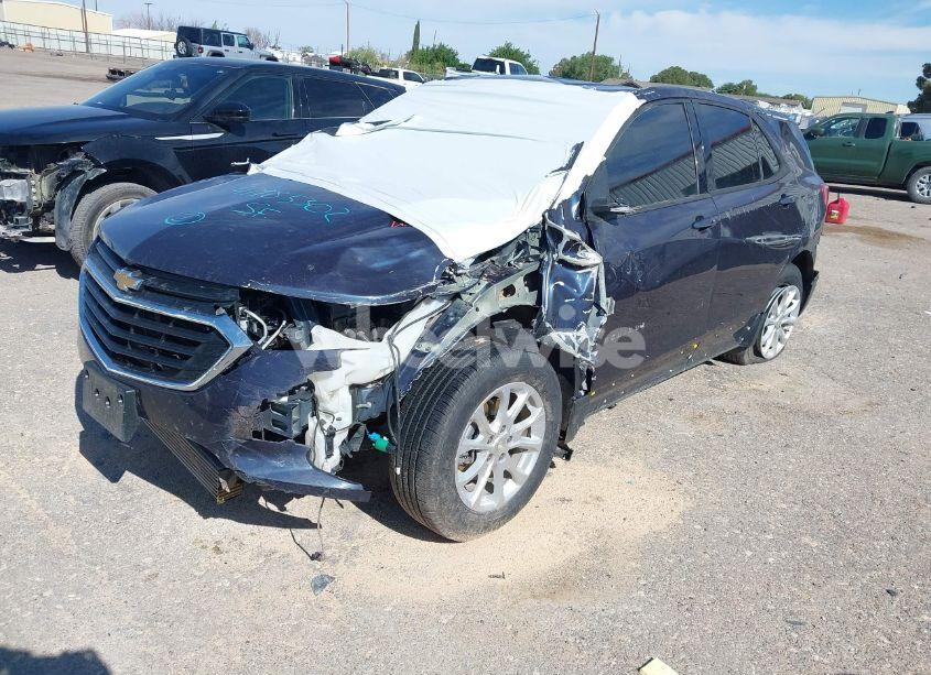 Photo 2 of 2019 Chevrolet Equinox LS (VIN 3GNAXHEVXKS514346)