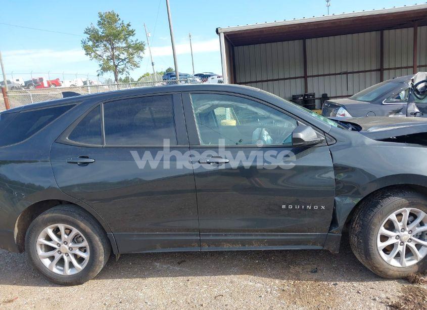 Photo 13 of 2020 Chevrolet Equinox FWD LS (VIN 3GNAXHEVXLS597357)