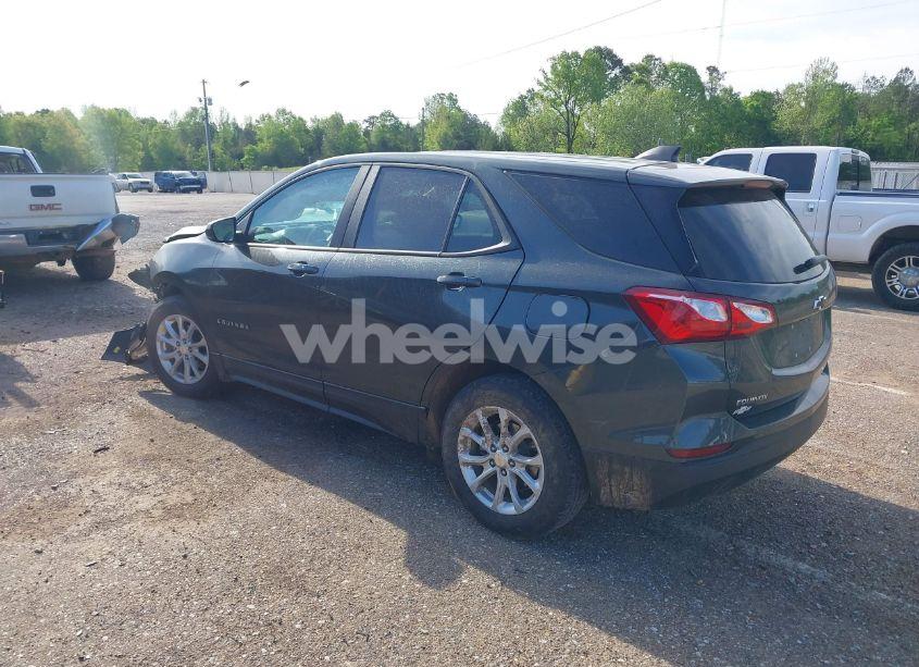 Photo 3 of 2020 Chevrolet Equinox FWD LS (VIN 3GNAXHEVXLS597357)