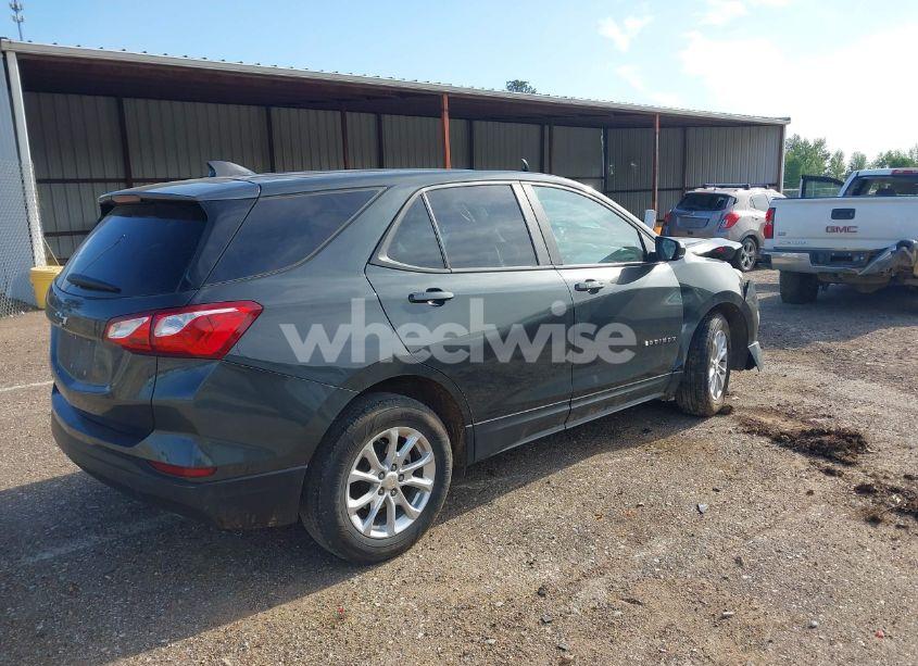 Photo 4 of 2020 Chevrolet Equinox FWD LS (VIN 3GNAXHEVXLS597357)