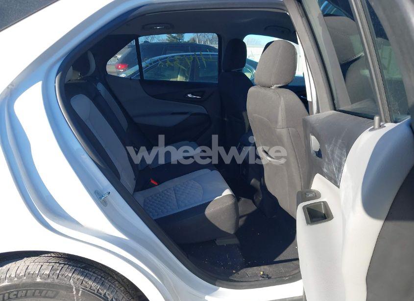Photo 8 of 2020 Chevrolet Equinox FWD LS (VIN 3GNAXHEVXLS659534)
