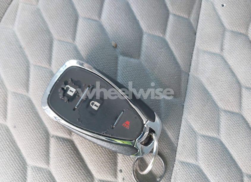 Photo 11 of 2020 Chevrolet Equinox FWD LS (VIN 3GNAXHEVXLS721966)