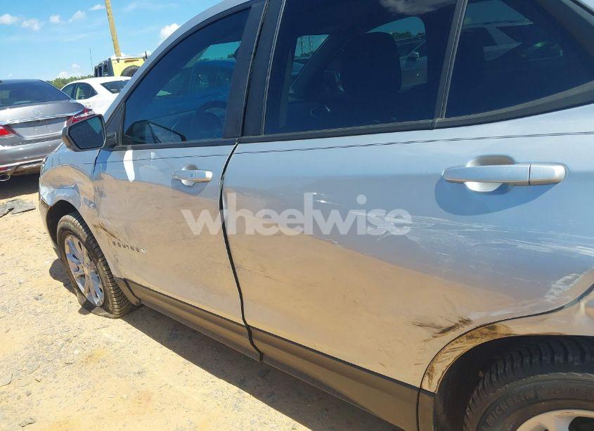 Photo 18 of 2021 Chevrolet Equinox FWD LS (VIN 3GNAXHEVXMS106139)