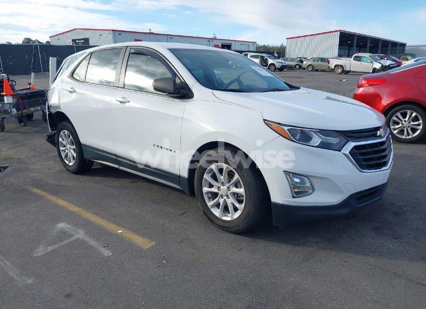2021 Chevrolet Equinox FWD LS (VIN 3GNAXHEVXMS150190) main photo