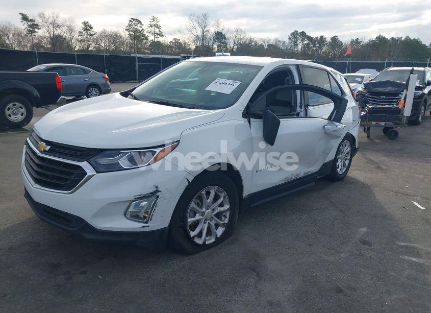 Photo 2 of 2021 Chevrolet Equinox FWD LS (VIN 3GNAXHEVXMS150190)