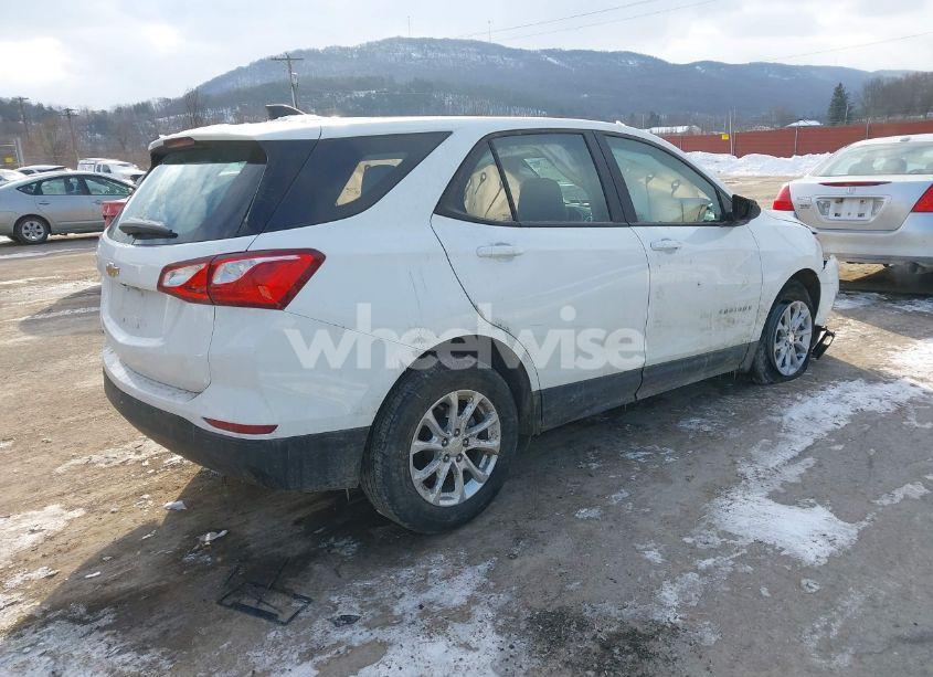 Photo 4 of 2021 Chevrolet Equinox FWD LS (VIN 3GNAXHEVXMS155650)