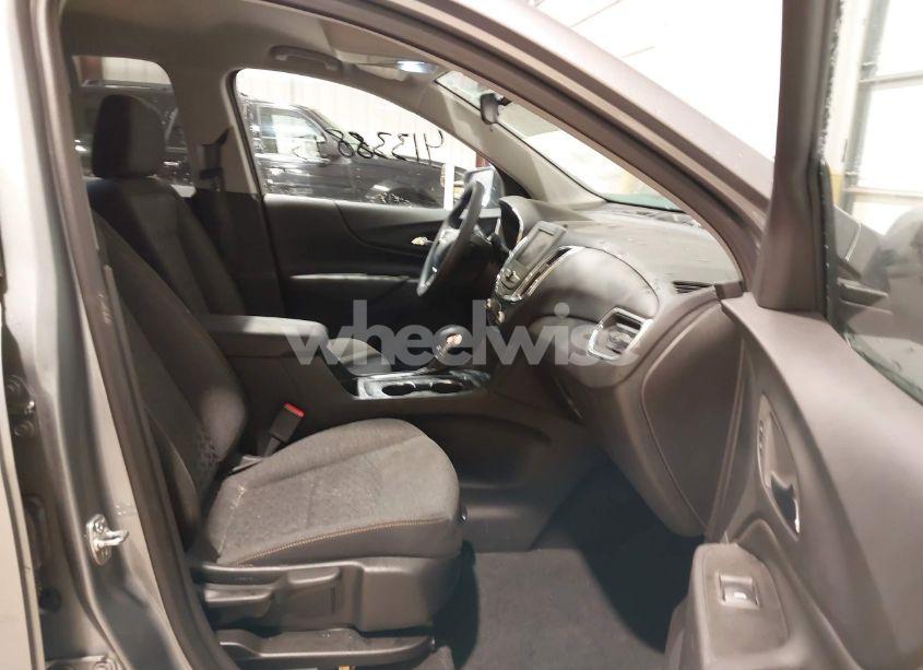 Photo 5 of 2024 Chevrolet Equinox FWD 2FL (VIN 3GNAXJEG2RS137207)