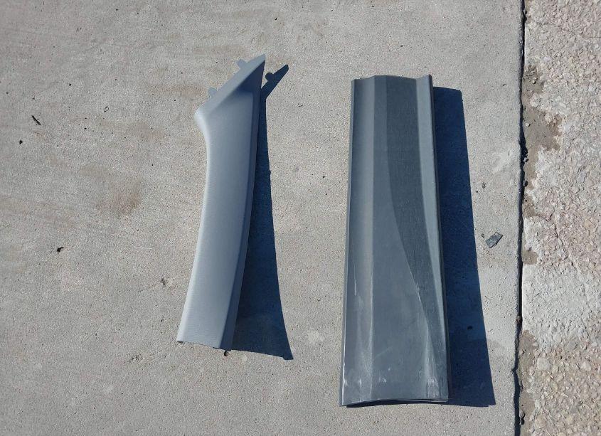 Photo 12 of 2023 Chevrolet Equinox FWD 2FL (VIN 3GNAXJEG7PS172323)