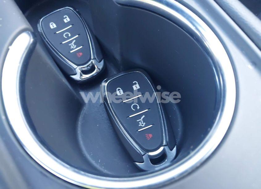 Photo 11 of 2023 Chevrolet Equinox FWD 2FL (VIN 3GNAXJEG8PL256810)