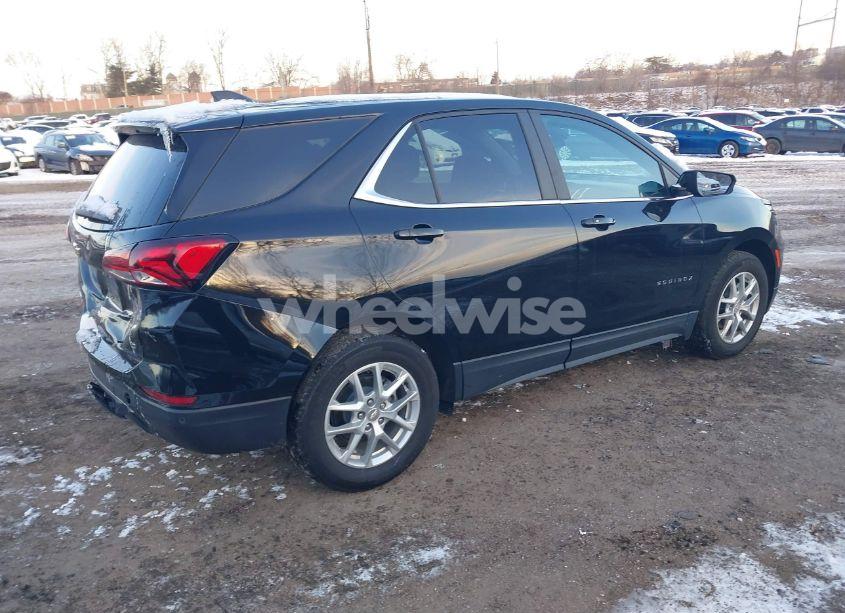 Photo 4 of 2023 Chevrolet Equinox FWD 2FL (VIN 3GNAXJEG8PL256810)