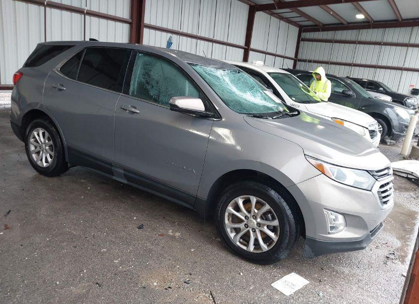 2018 Chevrolet Equinox LT (VIN 3GNAXJEV0JL119771) main photo