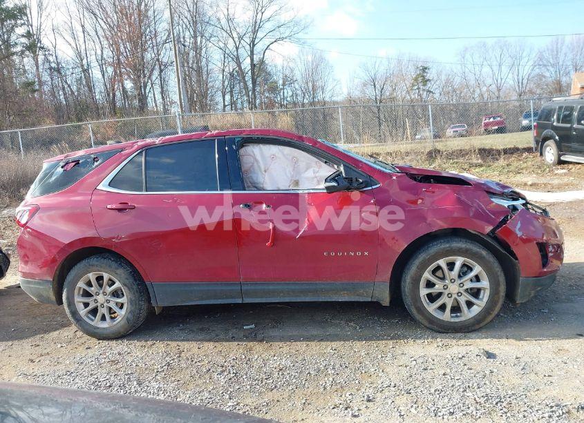 Photo 13 of 2018 Chevrolet Equinox LT (VIN 3GNAXJEV0JL321896)