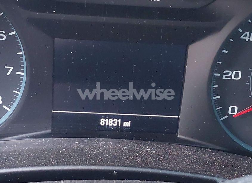 Photo 15 of 2018 Chevrolet Equinox LT (VIN 3GNAXJEV0JL321896)