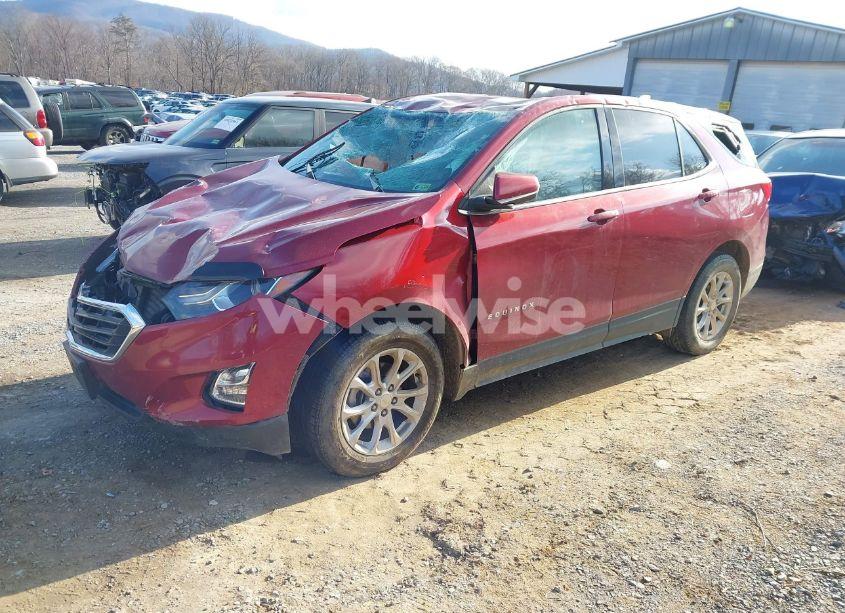 Photo 2 of 2018 Chevrolet Equinox LT (VIN 3GNAXJEV0JL321896)