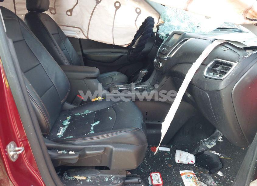 Photo 5 of 2018 Chevrolet Equinox LT (VIN 3GNAXJEV0JL321896)