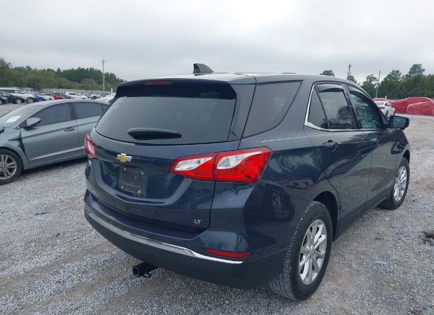 Photo 4 of 2018 Chevrolet Equinox LT (VIN 3GNAXJEV0JL402803)