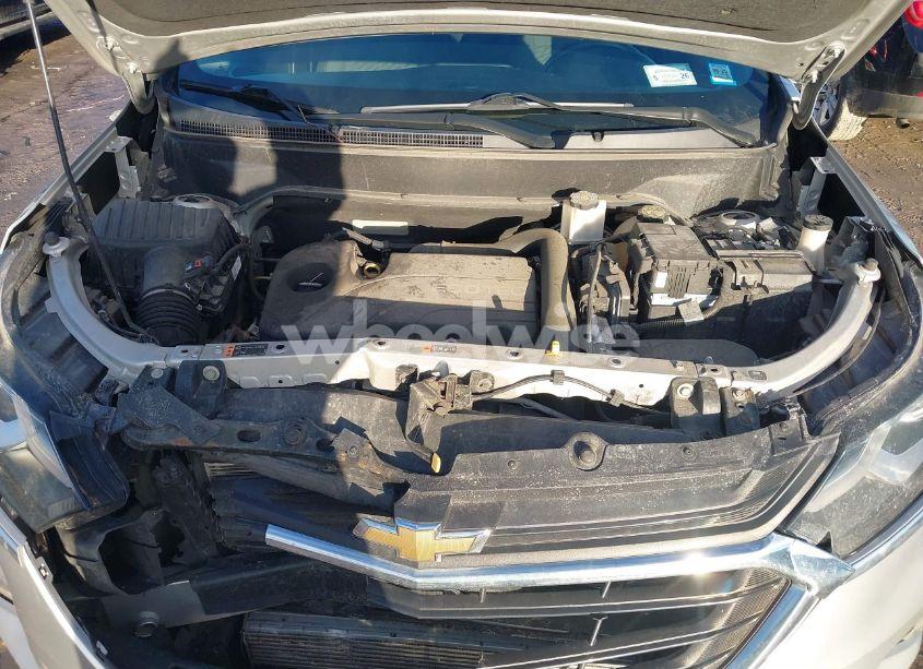 Photo 10 of 2018 Chevrolet Equinox LT (VIN 3GNAXJEV0JS510909)