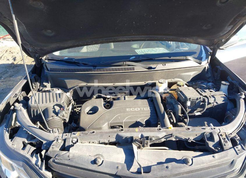 Photo 10 of 2018 Chevrolet Equinox LT (VIN 3GNAXJEV0JS555462)