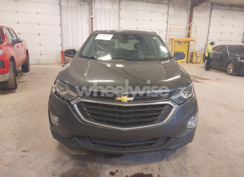 Photo 12 of 2018 Chevrolet Equinox LT (VIN 3GNAXJEV0JS584606)