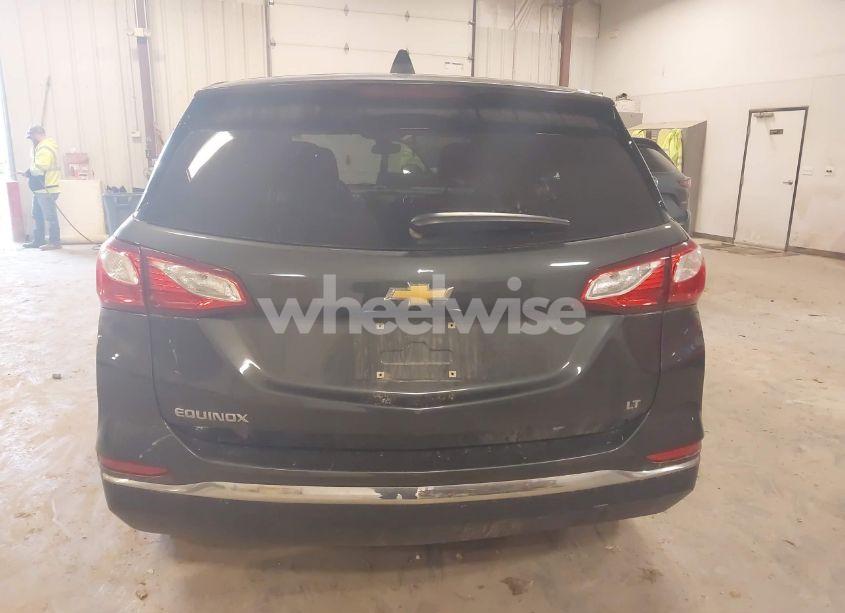 Photo 16 of 2018 Chevrolet Equinox LT (VIN 3GNAXJEV0JS584606)