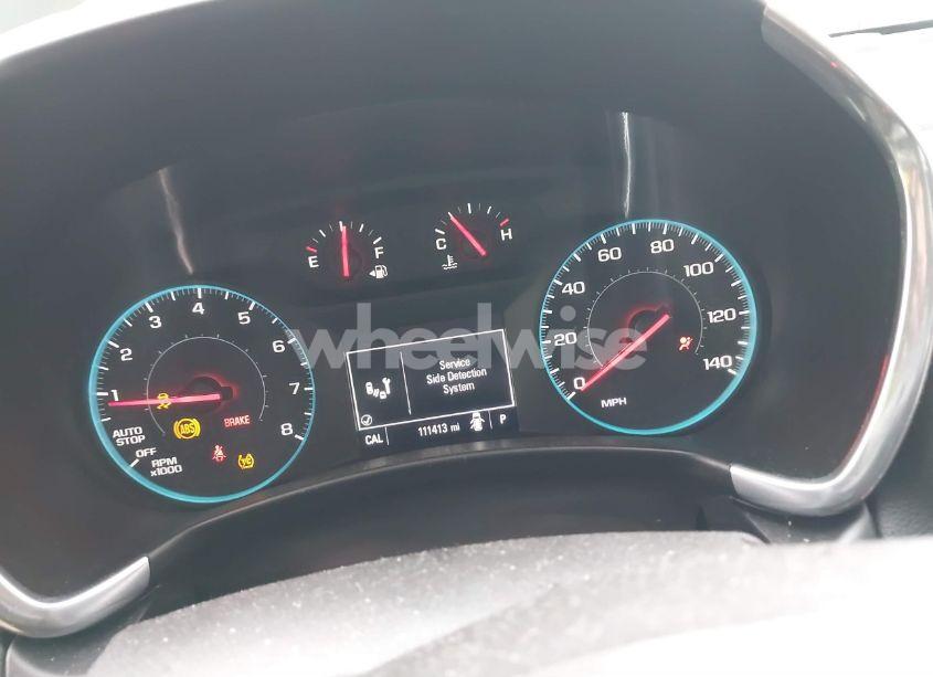 Photo 7 of 2018 Chevrolet Equinox LT (VIN 3GNAXJEV0JS644626)