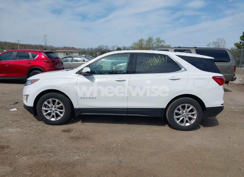Photo 14 of 2018 Chevrolet Equinox LT (VIN 3GNAXJEV0JS648014)