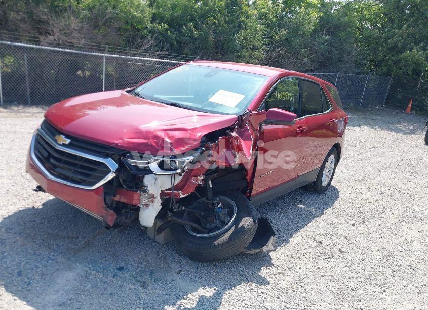 Photo 2 of 2019 Chevrolet Equinox LT (VIN 3GNAXJEV0KS622126)