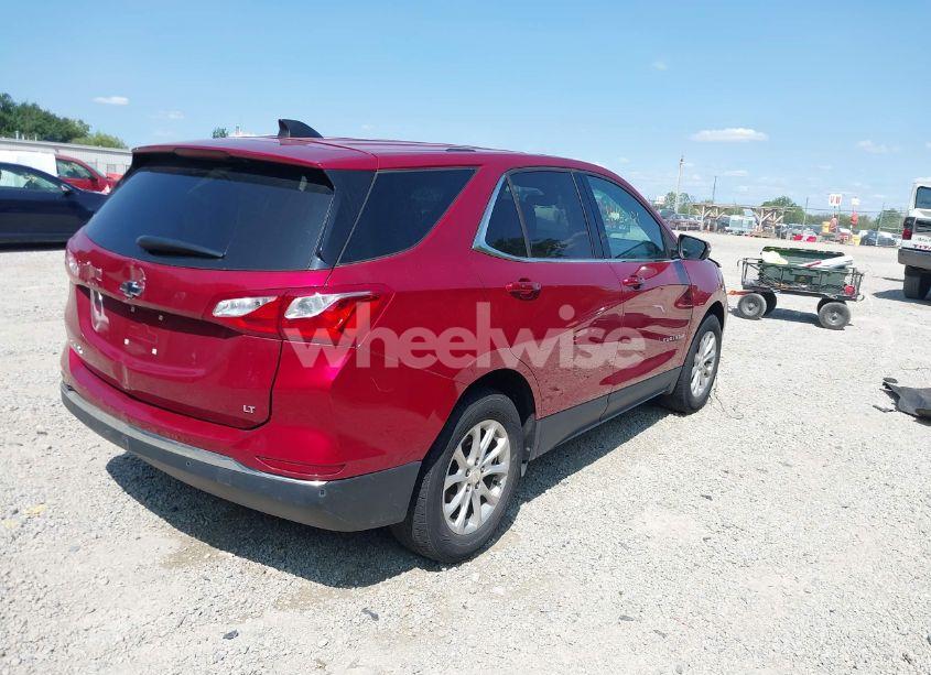 Photo 4 of 2019 Chevrolet Equinox LT (VIN 3GNAXJEV0KS622126)
