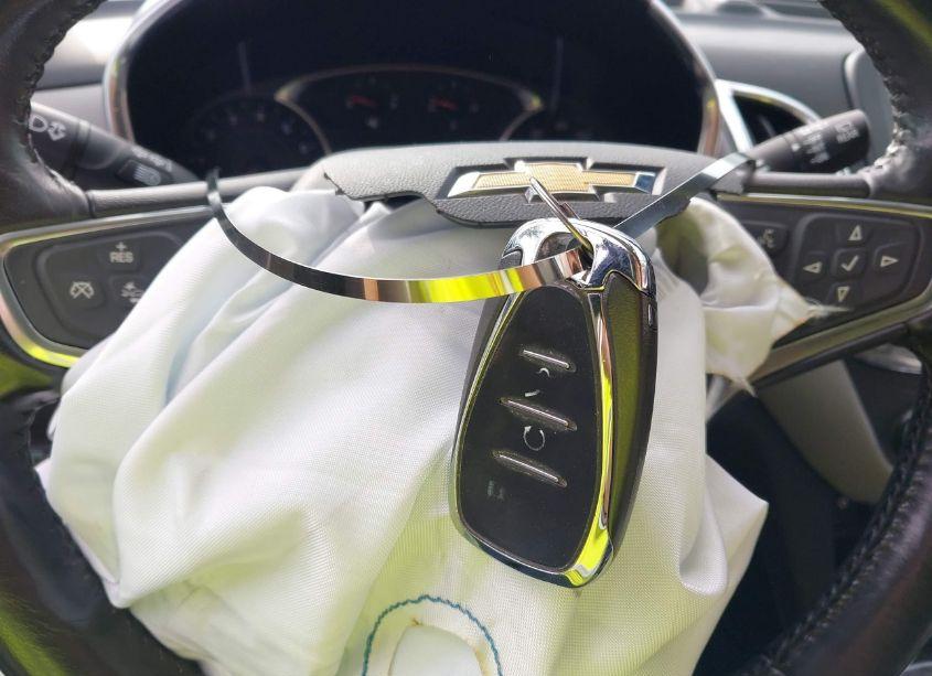 Photo 11 of 2019 Chevrolet Equinox LT (VIN 3GNAXJEV0KS631764)