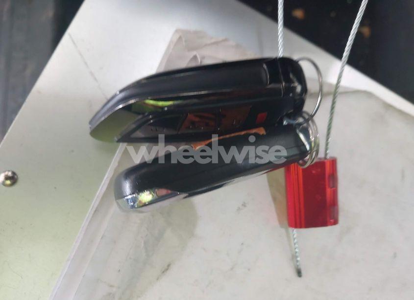 Photo 11 of 2020 Chevrolet Equinox FWD 2FL (VIN 3GNAXJEV0LL225995)