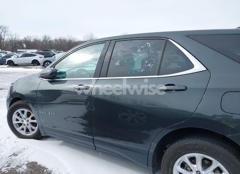 Photo 14 of 2020 Chevrolet Equinox FWD 2FL (VIN 3GNAXJEV0LS528653)