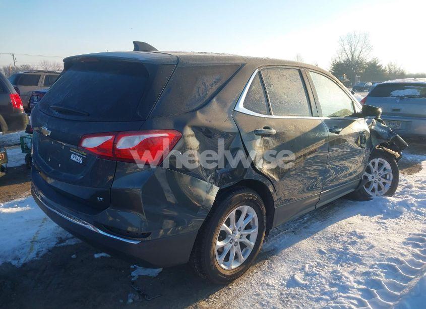 Photo 4 of 2020 Chevrolet Equinox FWD 2FL (VIN 3GNAXJEV0LS528653)