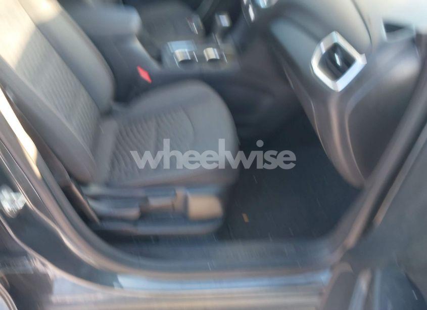Photo 5 of 2020 Chevrolet Equinox FWD 2FL (VIN 3GNAXJEV0LS528653)