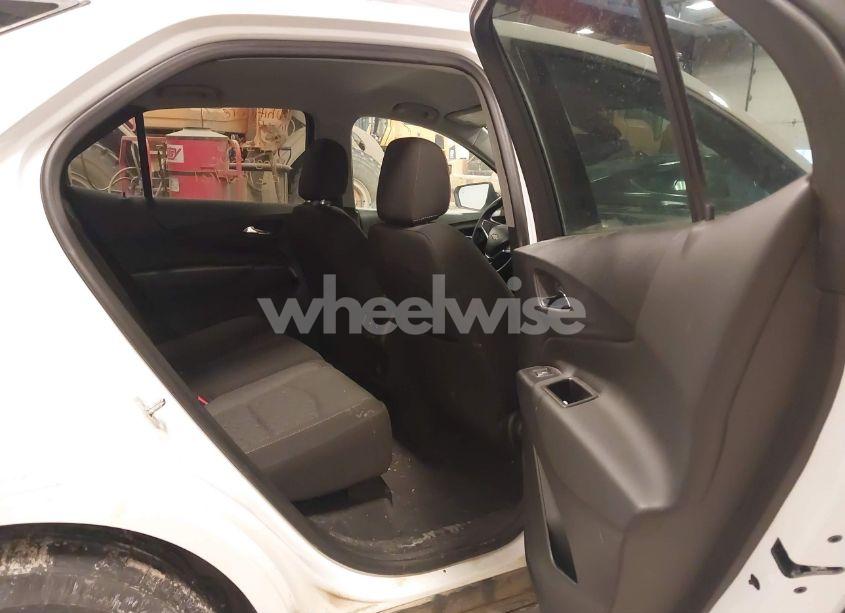 Photo 8 of 2020 Chevrolet Equinox FWD 2FL (VIN 3GNAXJEV0LS653264)