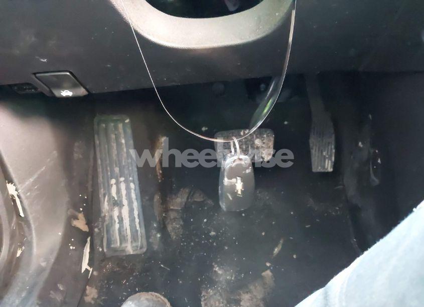 Photo 11 of 2018 Chevrolet Equinox LT (VIN 3GNAXJEV1JL184709)