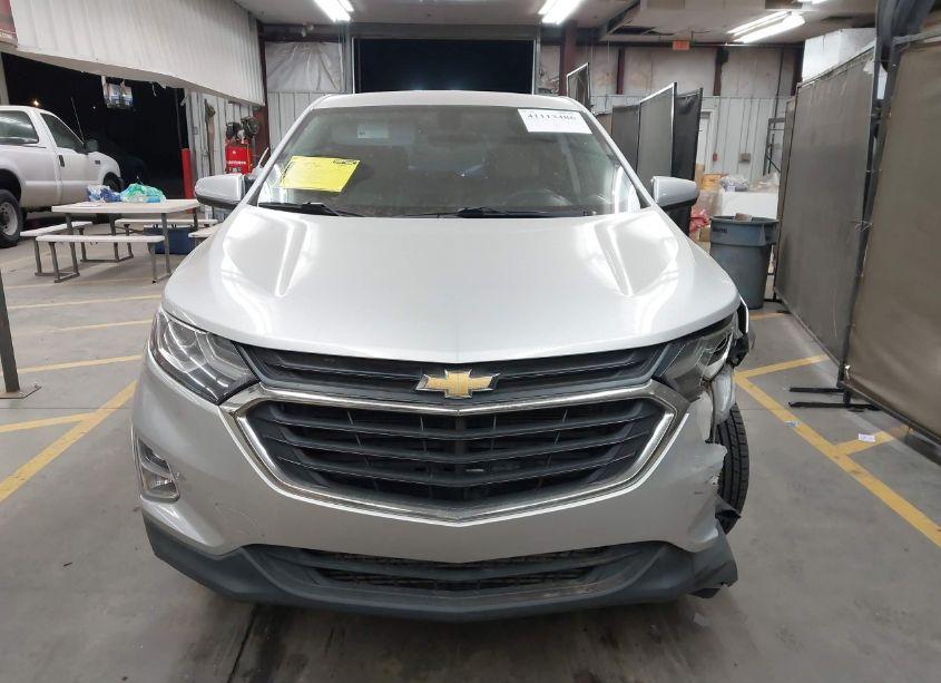 Photo 12 of 2018 Chevrolet Equinox LT (VIN 3GNAXJEV1JS500440)