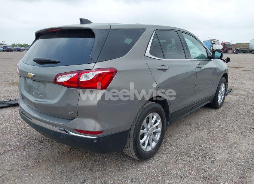Photo 4 of 2018 Chevrolet Equinox LT (VIN 3GNAXJEV1JS526049)