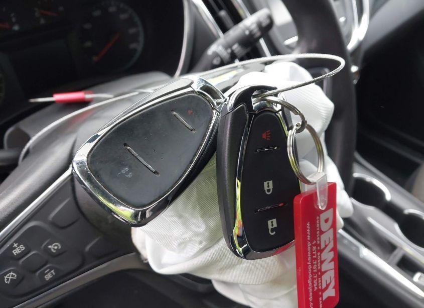 Photo 11 of 2018 Chevrolet Equinox LT (VIN 3GNAXJEV1JS541506)