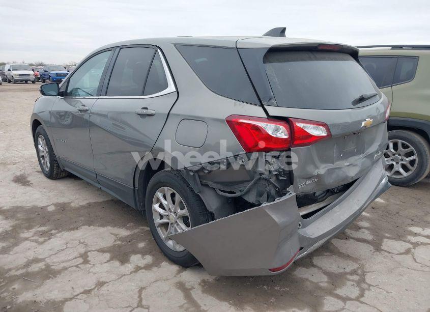 Photo 3 of 2018 Chevrolet Equinox LT (VIN 3GNAXJEV1JS547192)