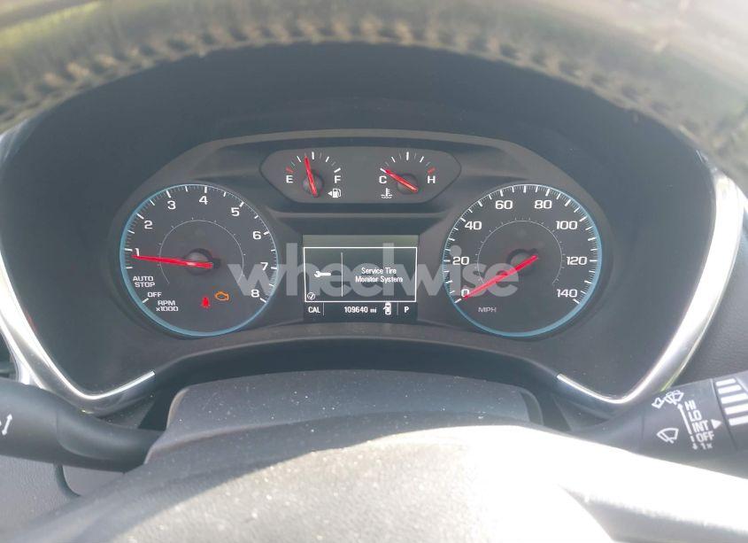 Photo 7 of 2018 Chevrolet Equinox LT (VIN 3GNAXJEV1JS562100)