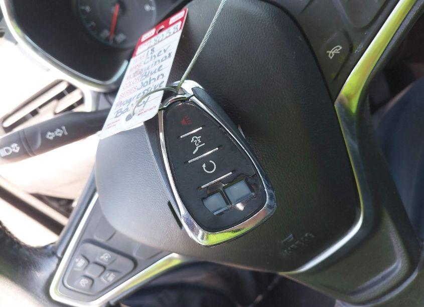 Photo 11 of 2018 Chevrolet Equinox LT (VIN 3GNAXJEV1JS579821)