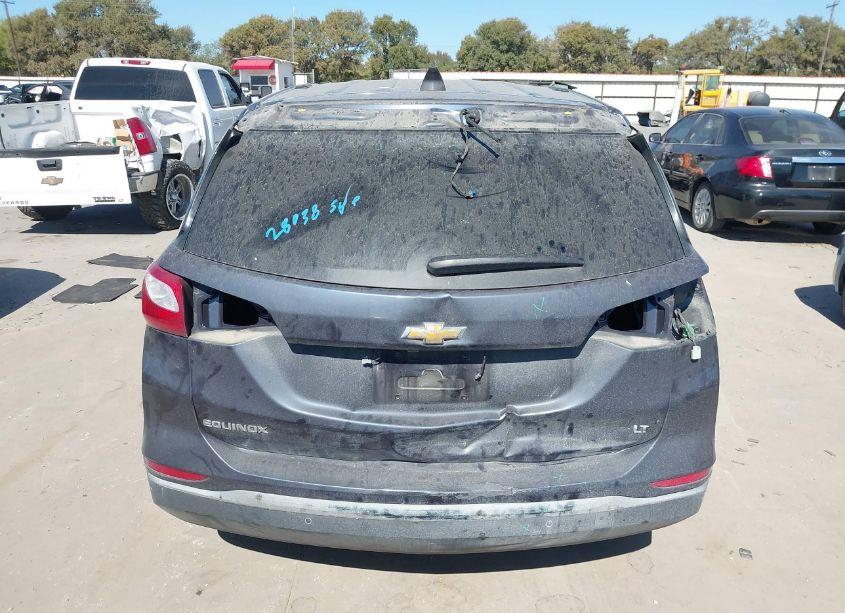 Photo 17 of 2018 Chevrolet Equinox LT (VIN 3GNAXJEV1JS579821)