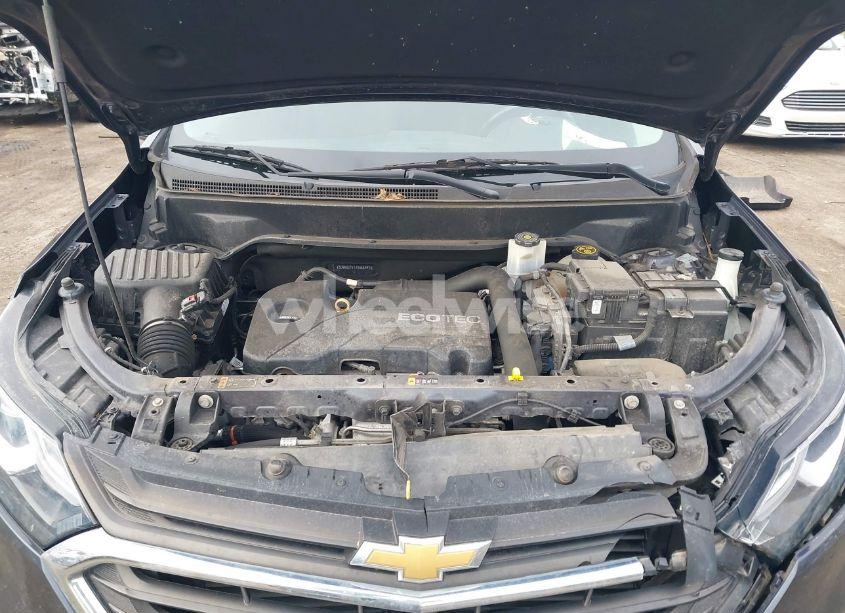 Photo 10 of 2018 Chevrolet Equinox LT (VIN 3GNAXJEV1JS588597)